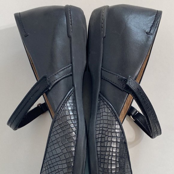 Dansko Nanette Black Leather Croc Print Mary Jane Flats Shoes Women's 39 US 8.5 - Picture 11 of 16